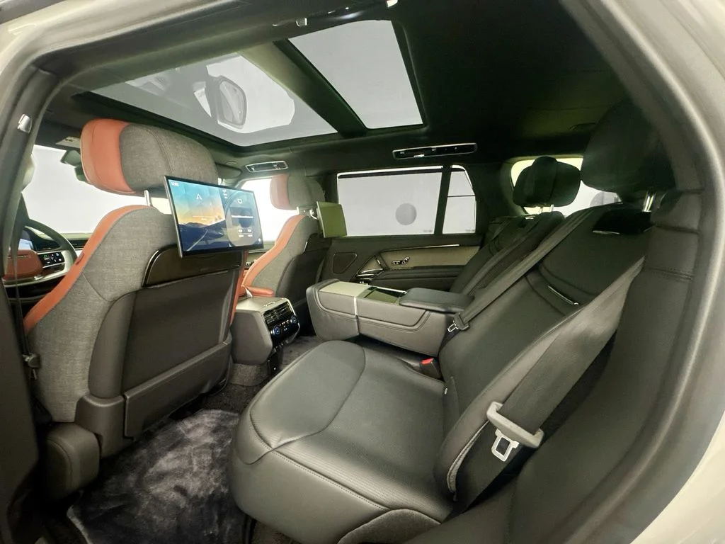New 2026 Borasco Grey Land Rover SV image 24