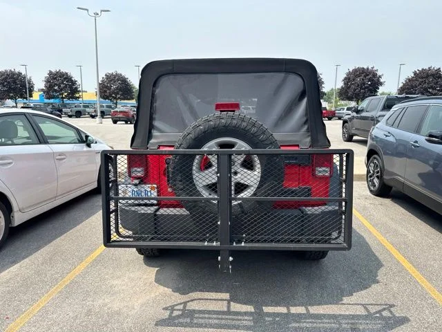 Used 2018 Red Jeep Unlimited Sport image 6