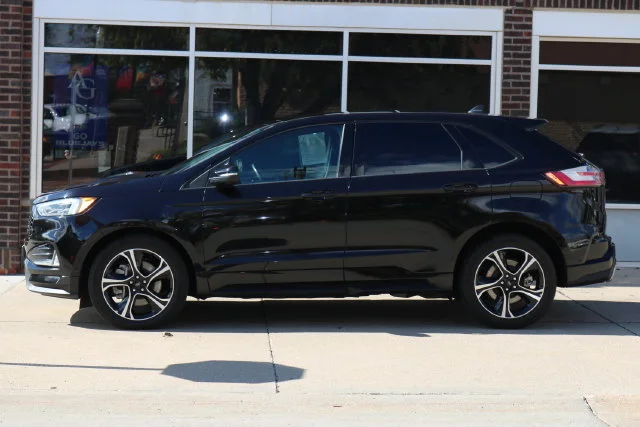 2022 Ford Edge ST
