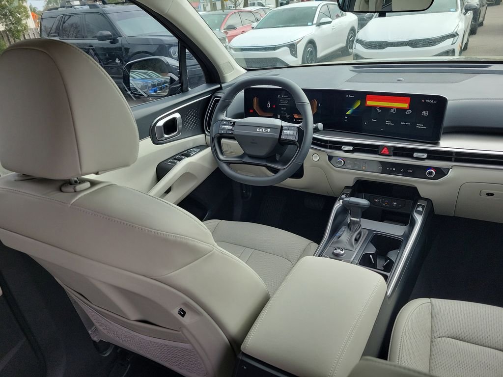 New 2026 Gray Kia S image 13