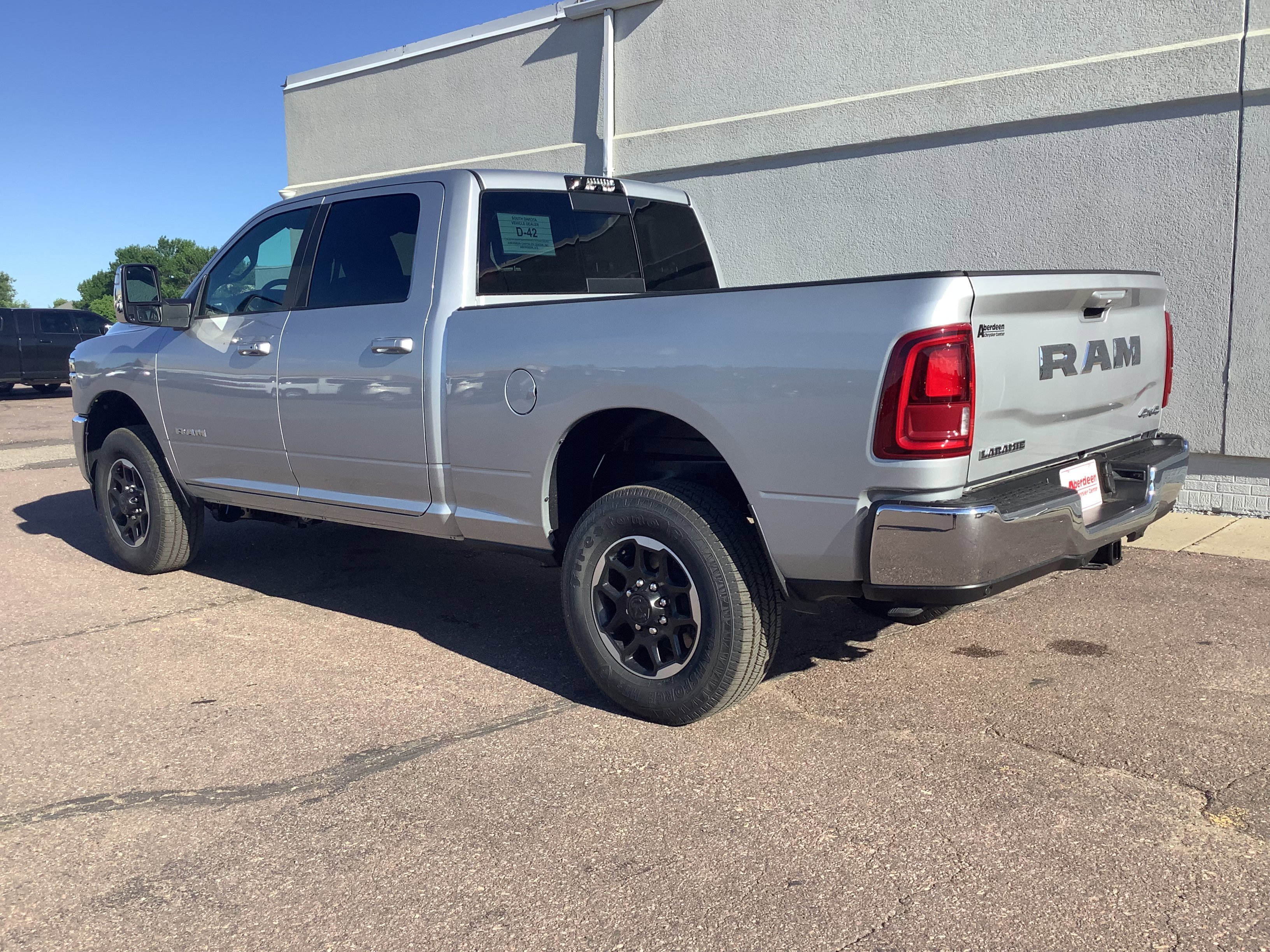 New 2026 Silver-Zynith Exterior Paint RAM Laramie image 7
