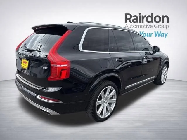 Used 2018 Onyx Black Metallic Volvo Inscription image 7