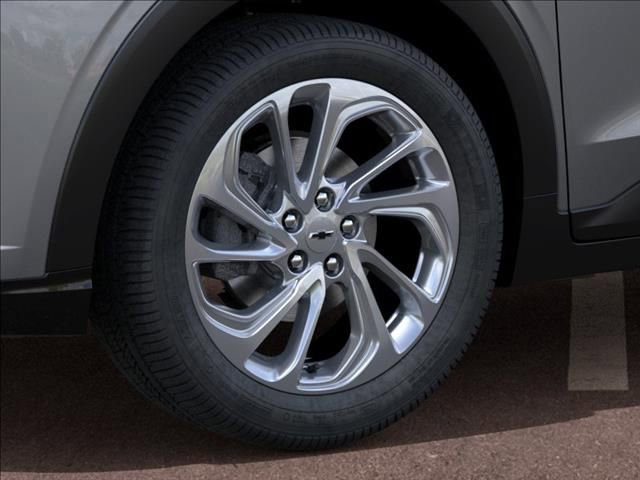 2027 Chevrolet Bolt LT - Photo 9