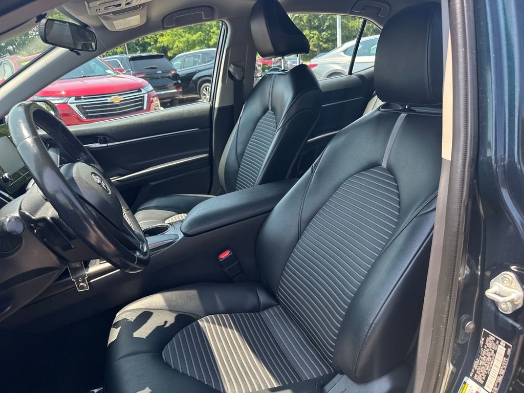 Used 2021 Blue Toyota SE image 14