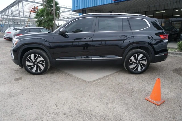 2024 Volkswagen Atlas SEL - Photo 10