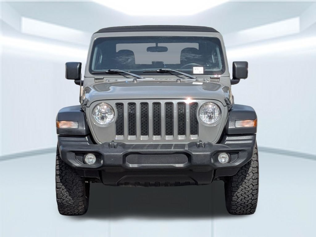 Used 2020 Gray Jeep Sport S image 10