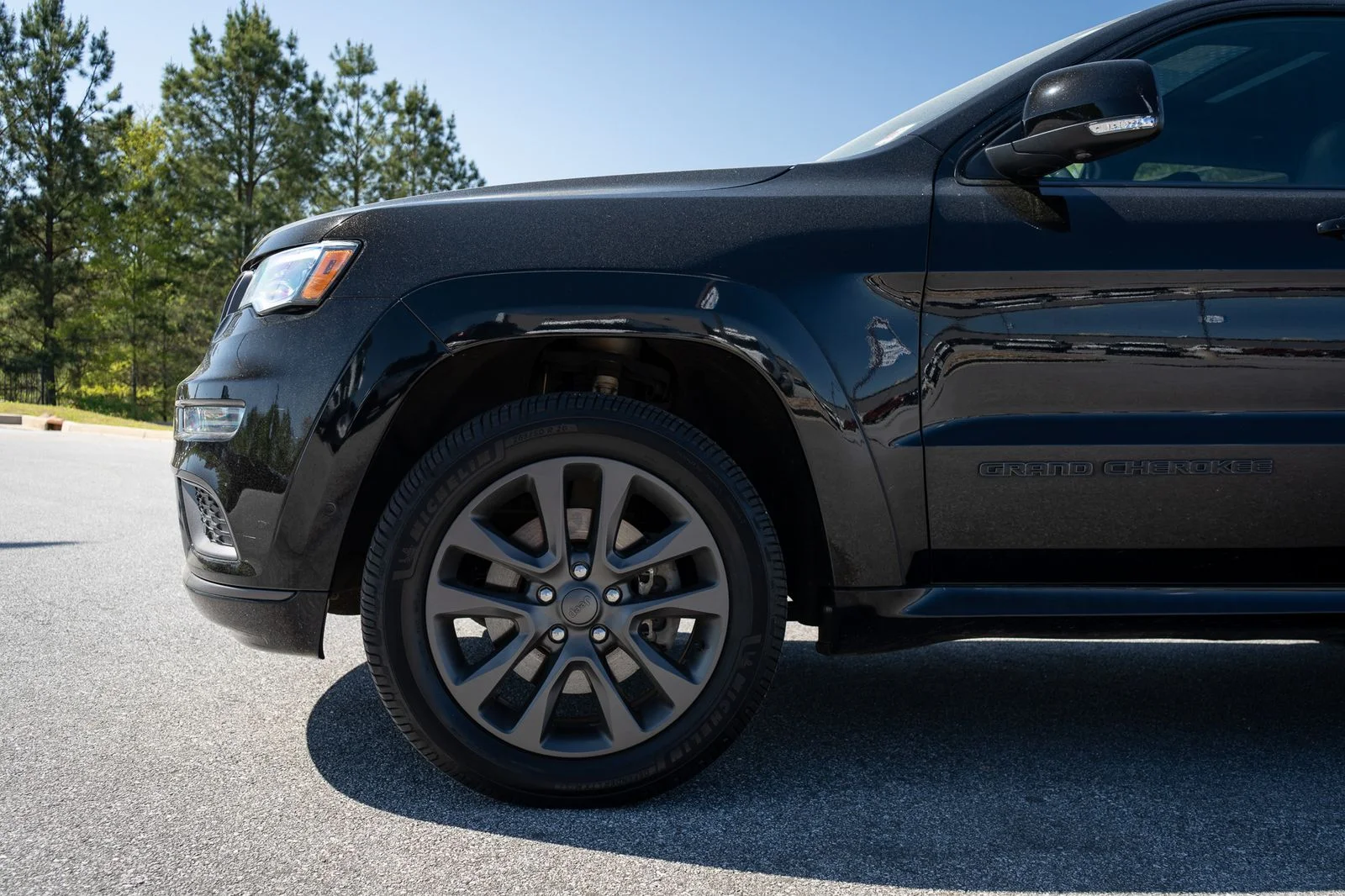 Used 2019 Black Jeep Overland image 4