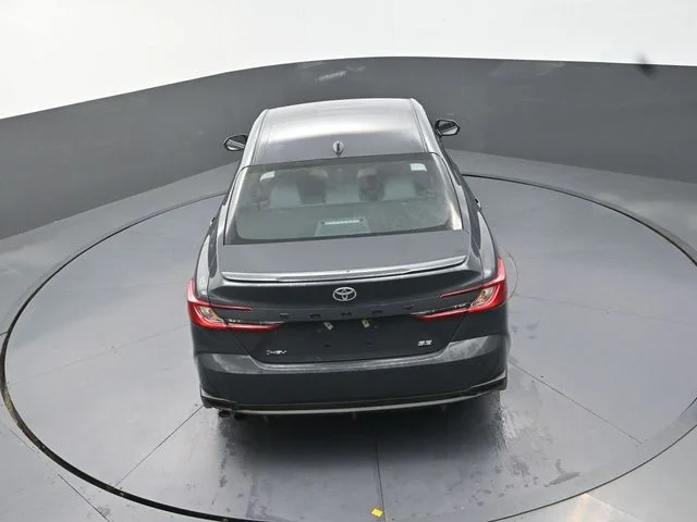 Used 2025  Toyota SE image 27
