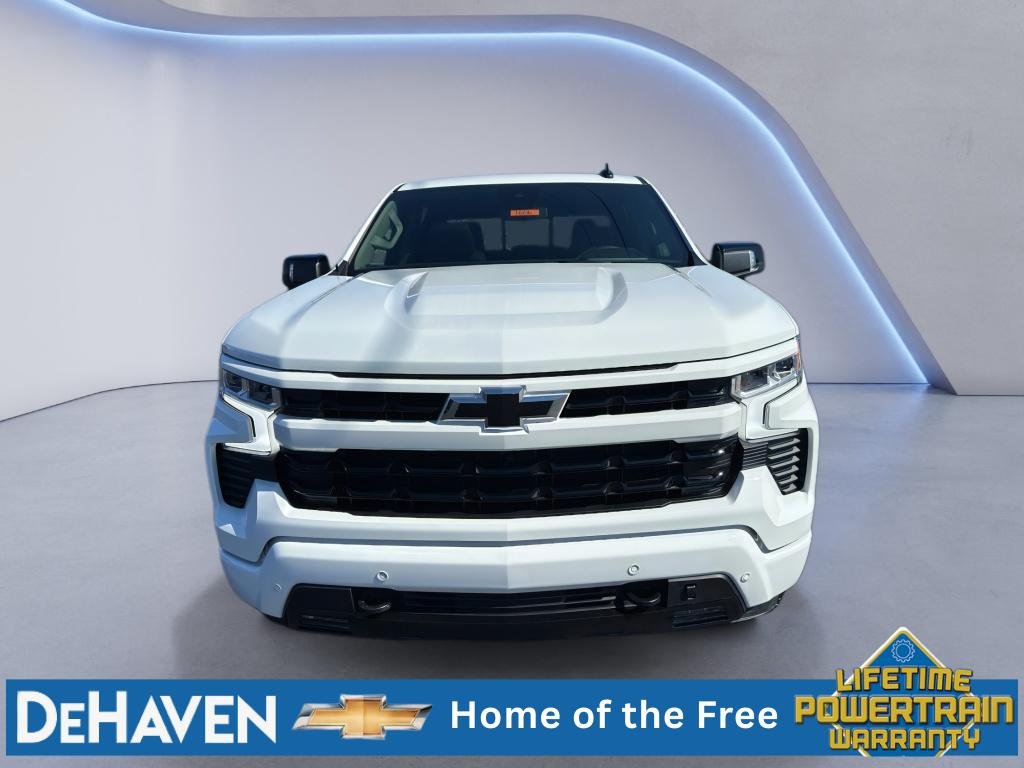 New 2026 Summit White Chevrolet RST image 8