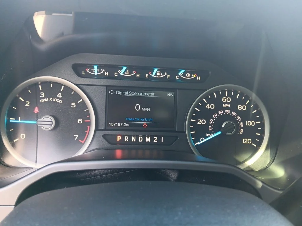 Used 2016 Ingot Silver Metallic Ford XLT image 17