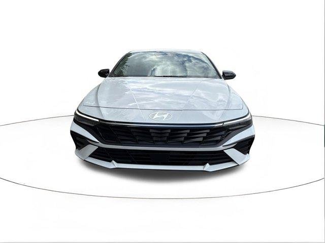 2026 Hyundai Elantra SEL - Photo 8