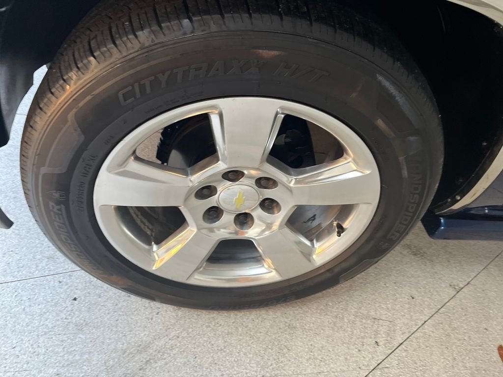 Used 2000 Dk. Chevrolet LS image 9
