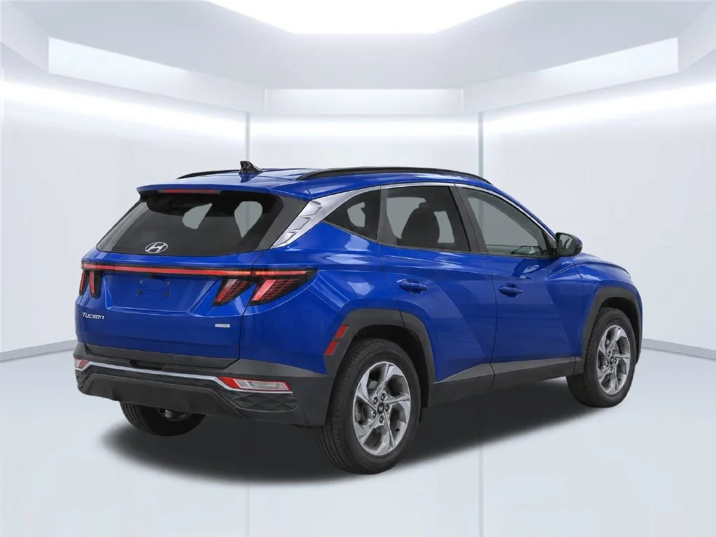 Certified Used 2022 Blue Hyundai SEL image 4