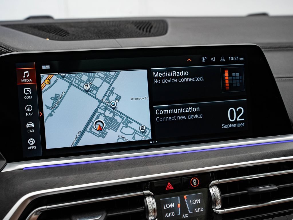 Used 2022 Phytonic Blue Metallic BMW M50i image 35
