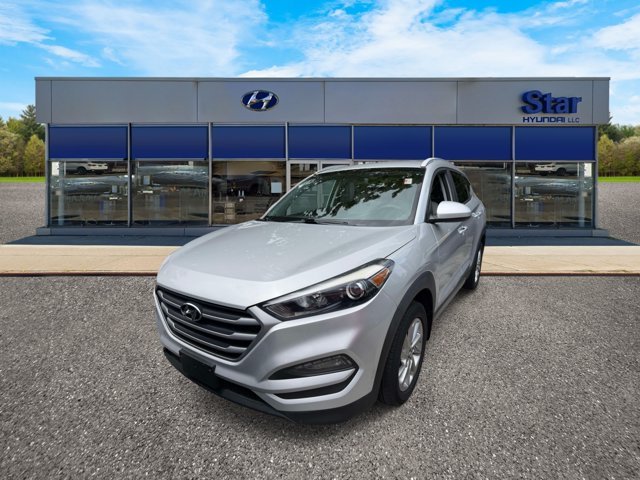 2017 Hyundai Tucson SE - Photo 2
