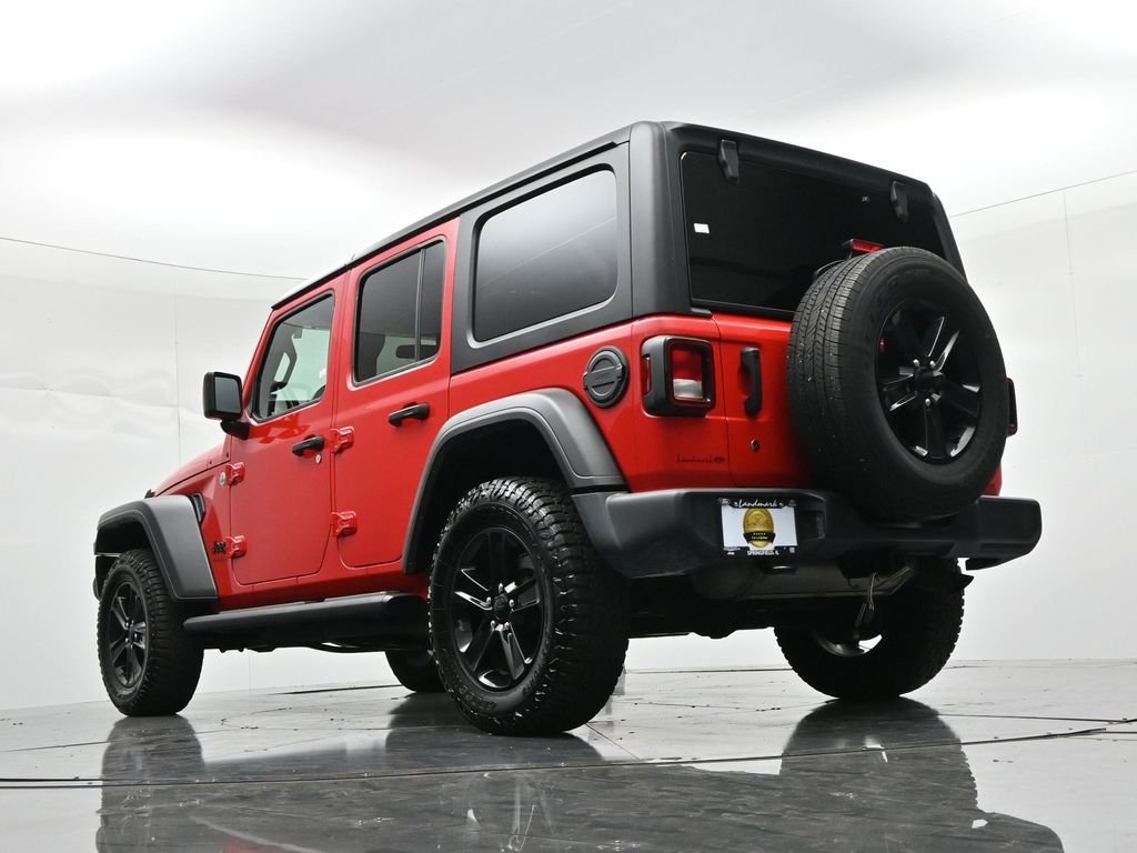 Used 2019 Red Jeep Unlimited Sport Altitude image 19