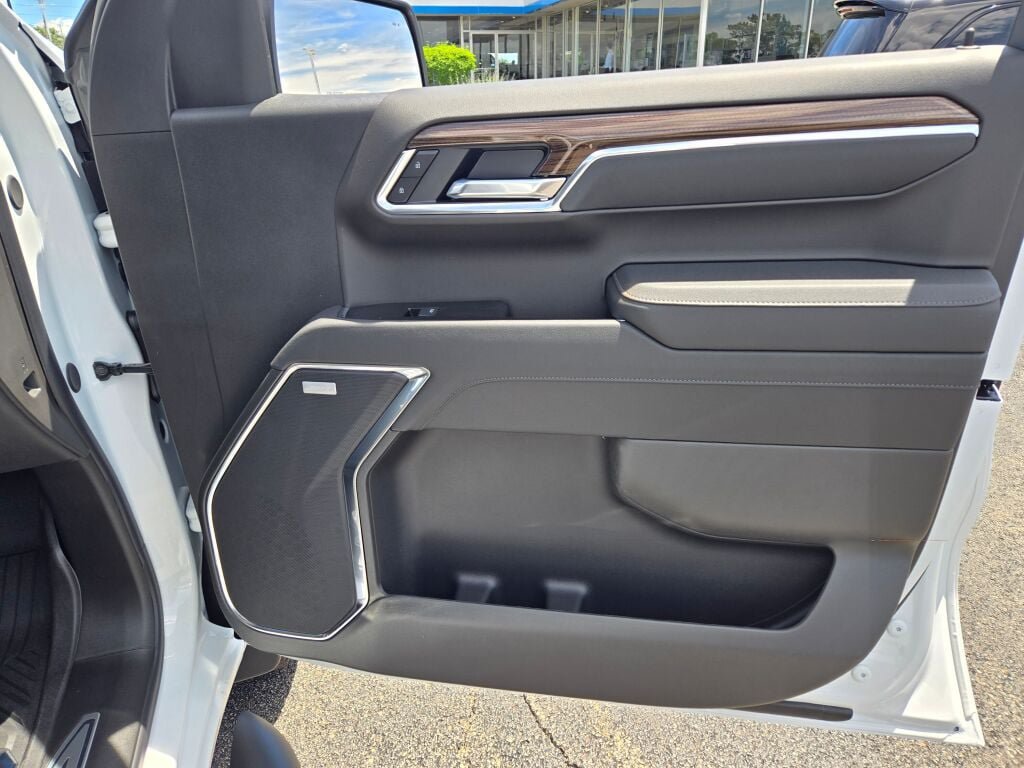 2026 Chevrolet Silverado 1500 LT Trail Boss - Photo 6