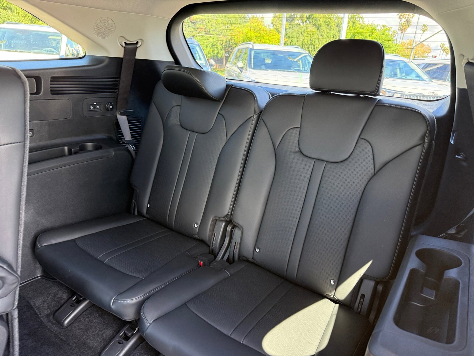 New 2026 Volcanic Sand Kia EX image 21