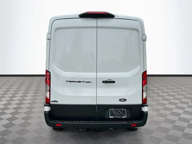 New 2026 Oxford White Ford Base image 5