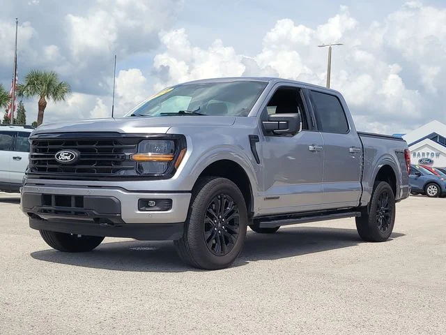 Used 2024 Silver Ford XLT image 34
