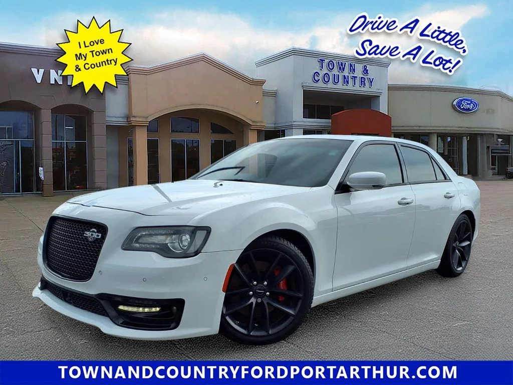 2023 Chrysler 300 C