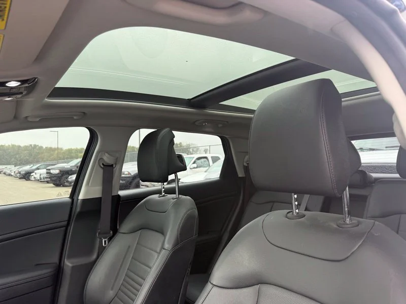 Used 2025 Black Kia SX-Prestige image 4