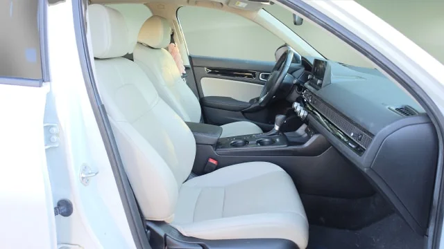 Used 2024 White Honda EX-L image 13