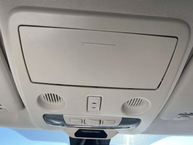Used 2021 White Ford Titanium image 34