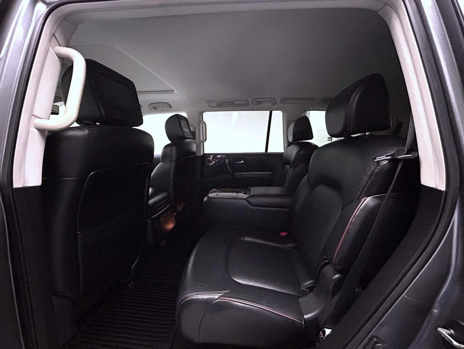 Used 2019 Gray Nissan Platinum image 20