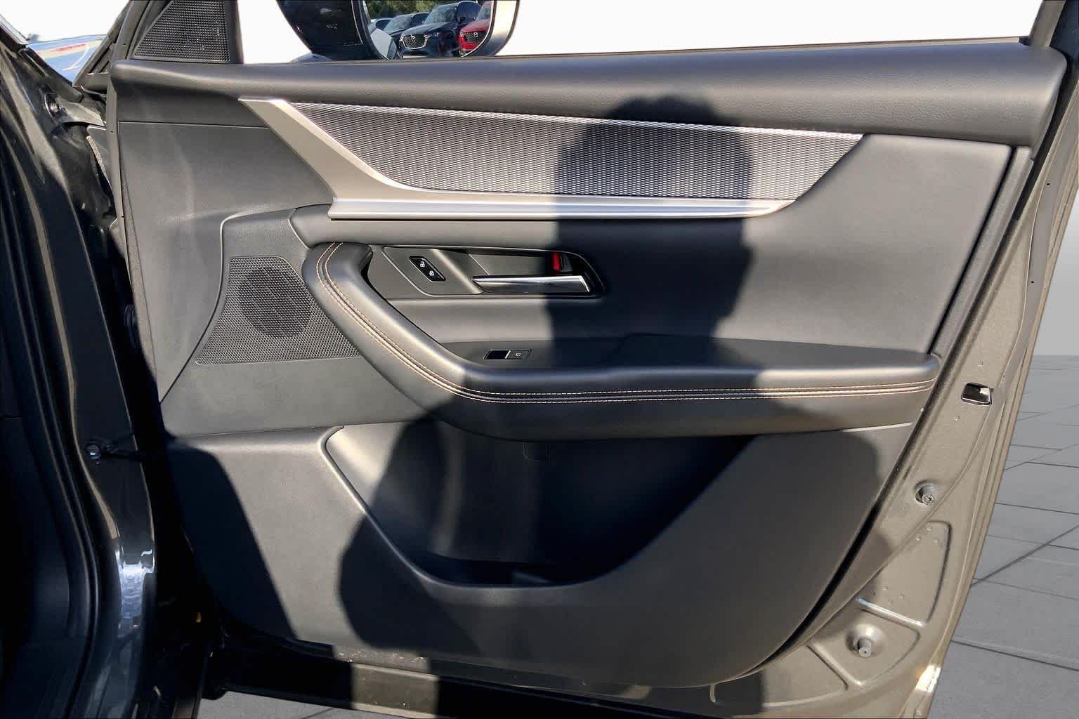 Used 2025 Machine Gray Metallic Mazda Preferred Package image 23