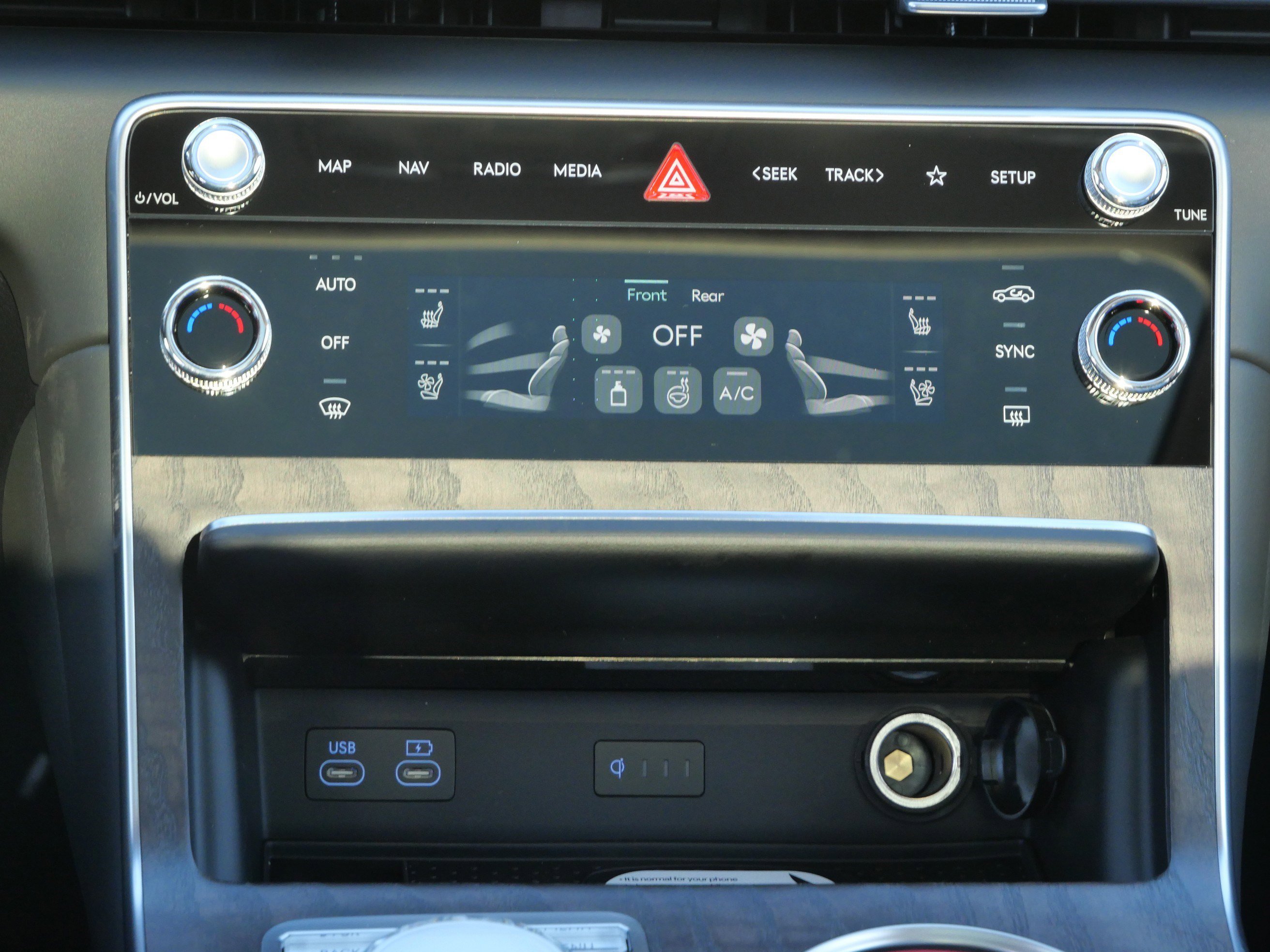 New 2026 Capri Blue Genesis 2.5T Advanced image 11