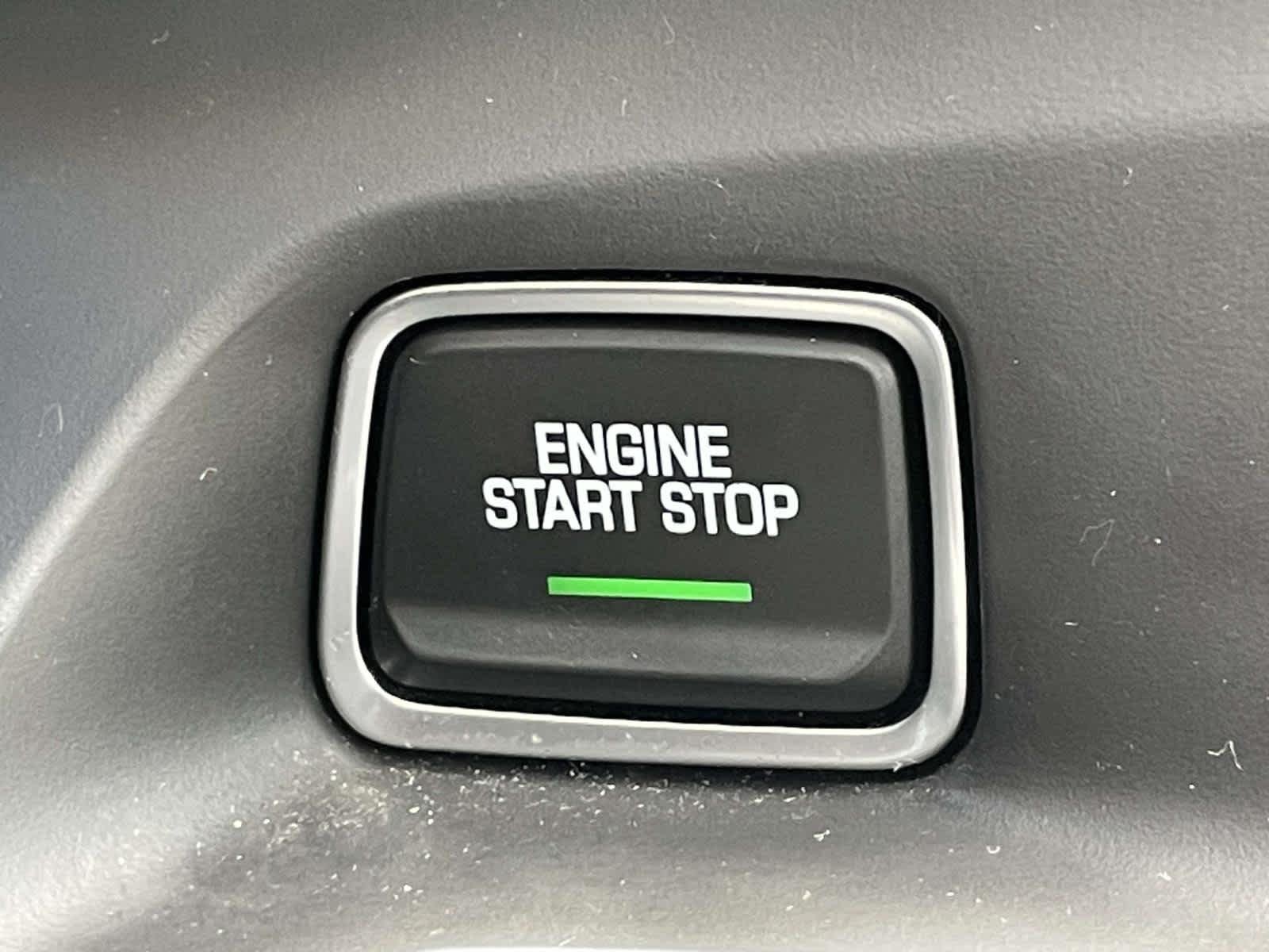 Used 2022 Black Chevrolet 1LT image 19