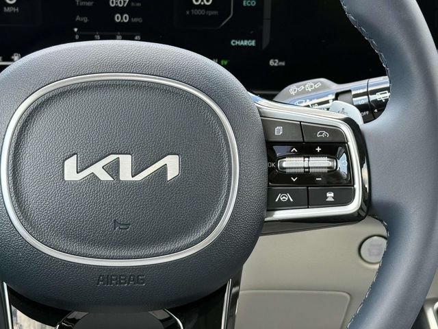 2026 Kia Carnival SX - Photo 24