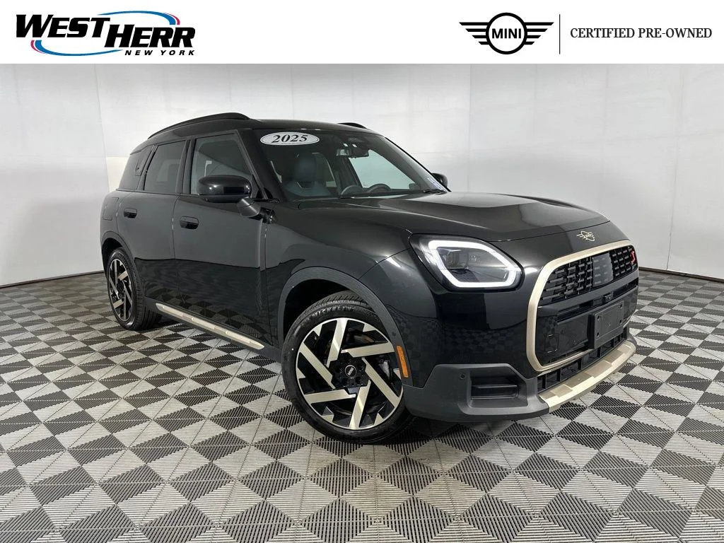 2025 MINI Countryman S ALL4's photo