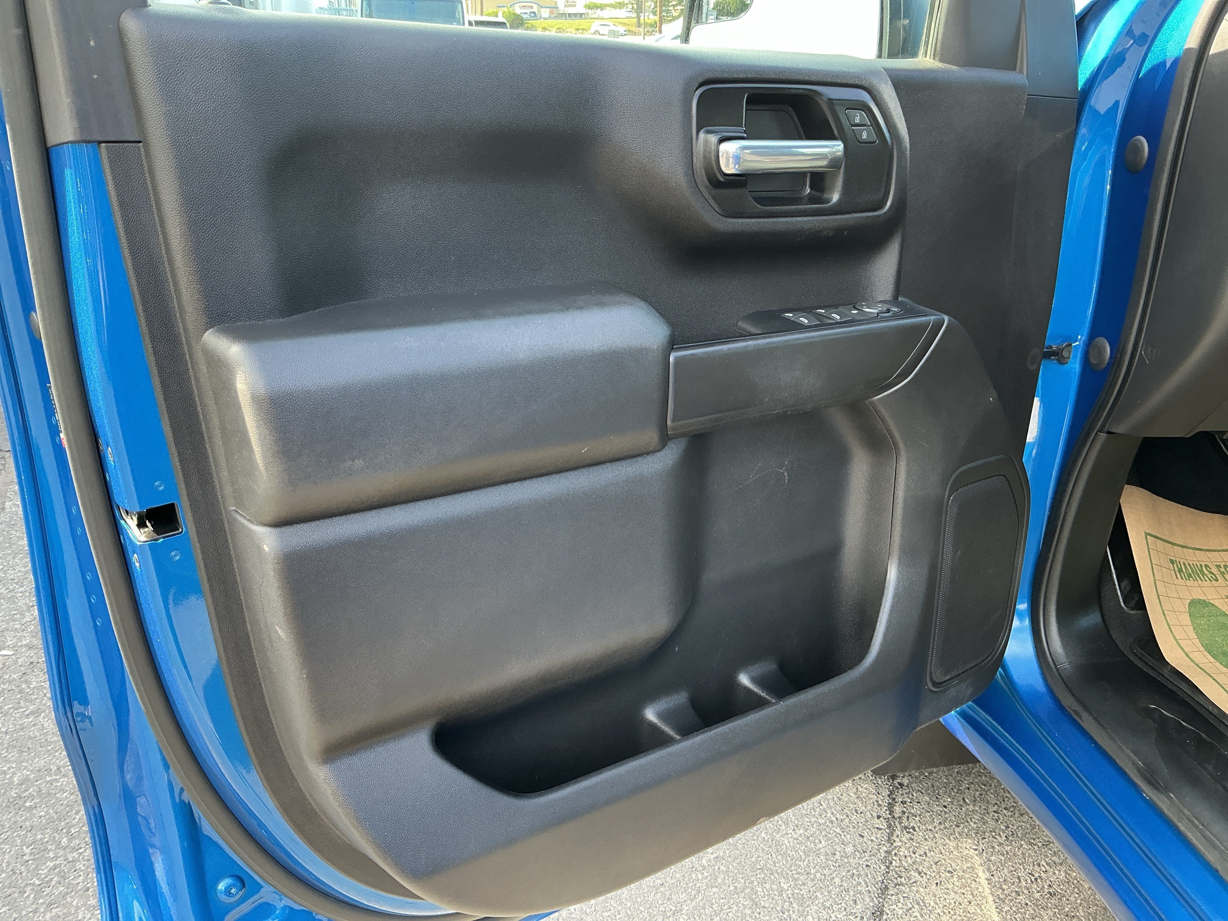 Used 2022 Glacier Blue Metallic Chevrolet Custom image 13