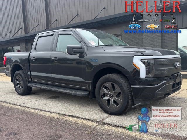 Used 2024 Black Metallic Ford Flash image 1