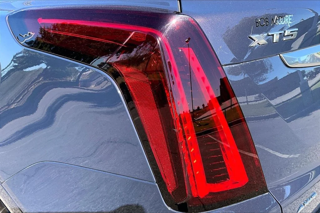 Used 2025 Black Cadillac Premium Luxury image 32