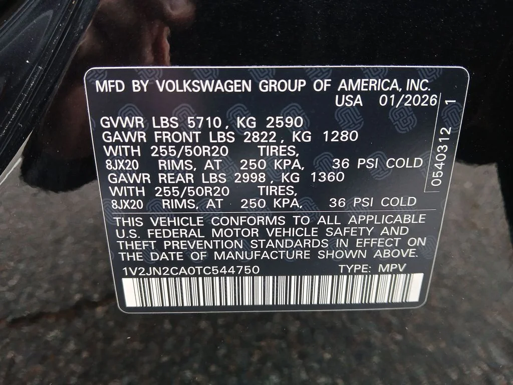 New 2026 Black Volkswagen 2.0T SE w/Technology image 29