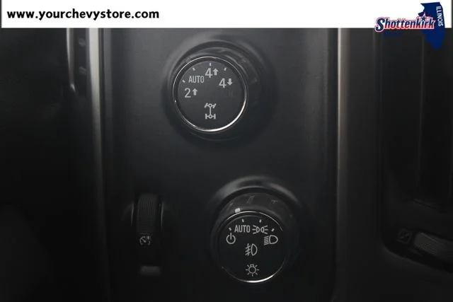 Used 2015 Blue Chevrolet LT image 23