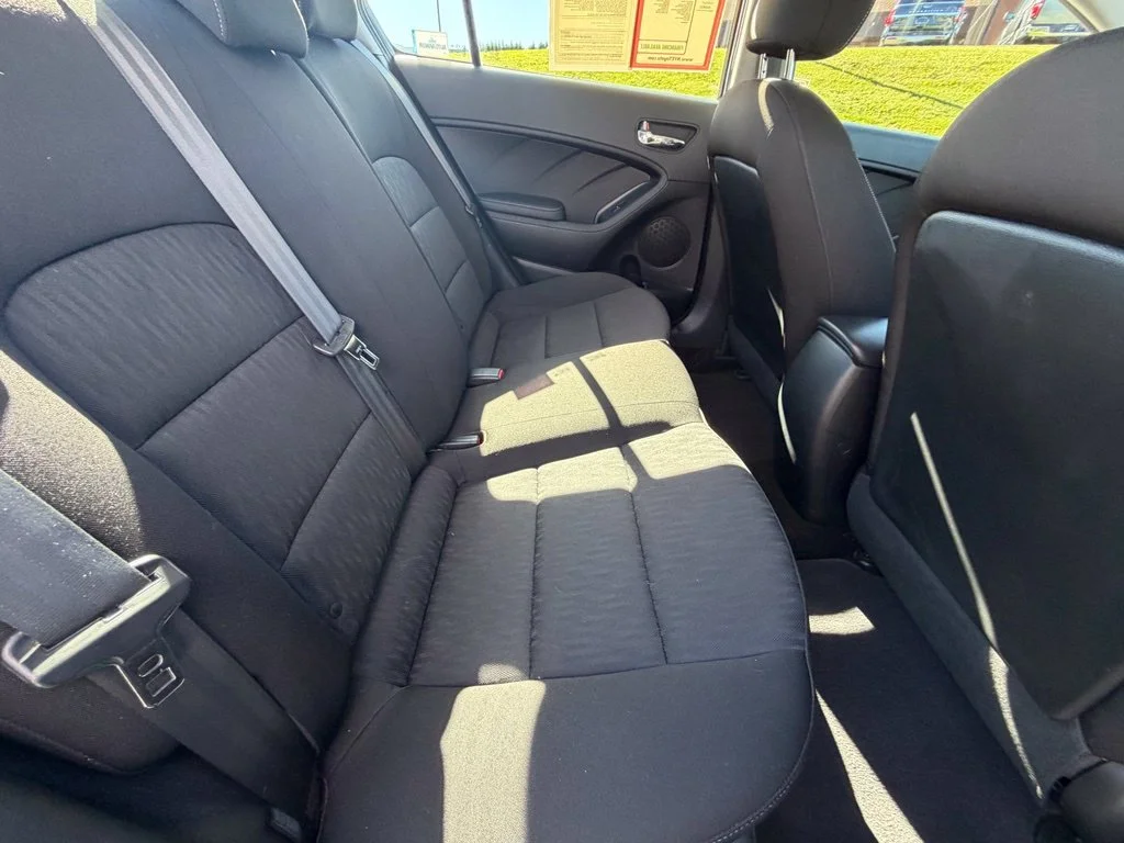 Used 2016 Black Kia LX image 34