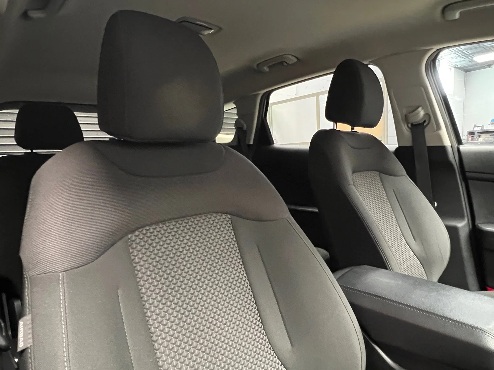 Used 2024 Gravity Gray (kdg) Kia LX image 26