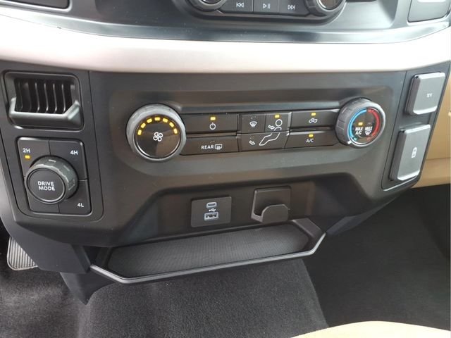 Used 2023 Black Ford XLT image 28