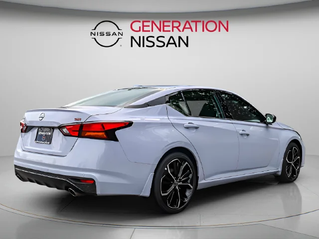 Certified Used 2025 Gray Nissan 2.5 SR image 6