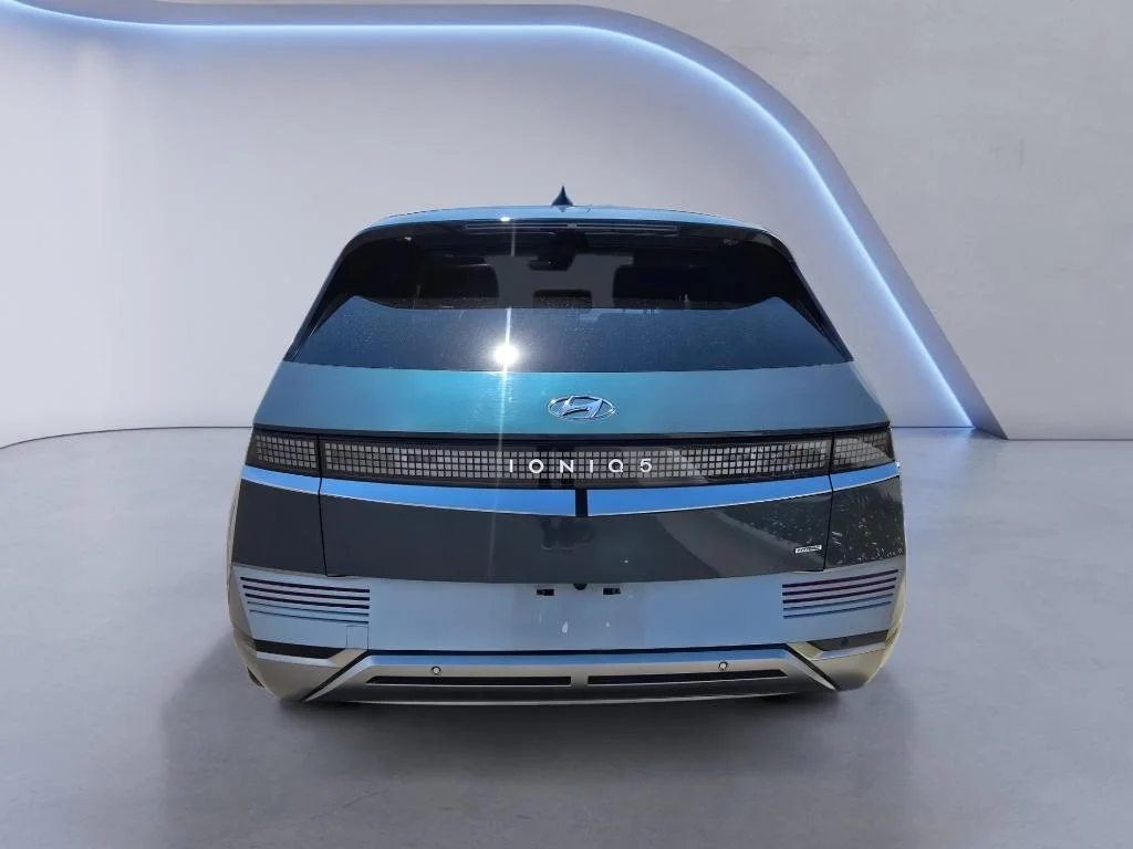 Used 2023 Digital Teal Hyundai Limited image 4