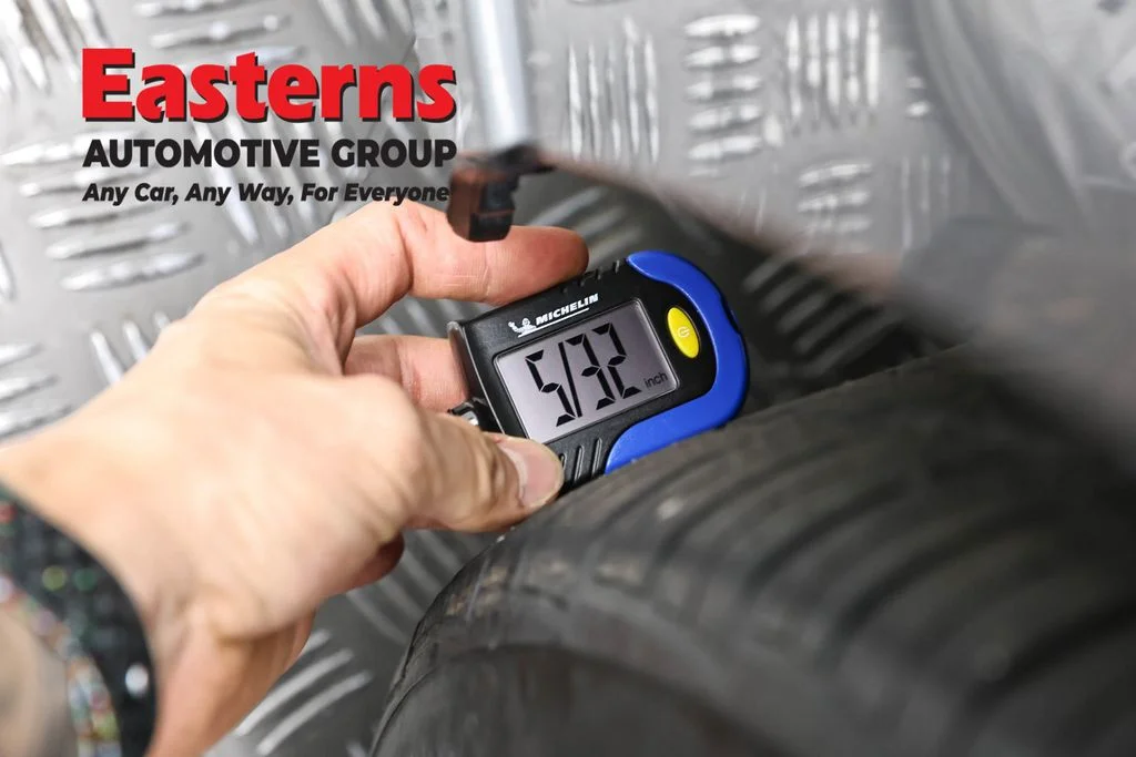 Used 2024 Gray Nissan SV image 28