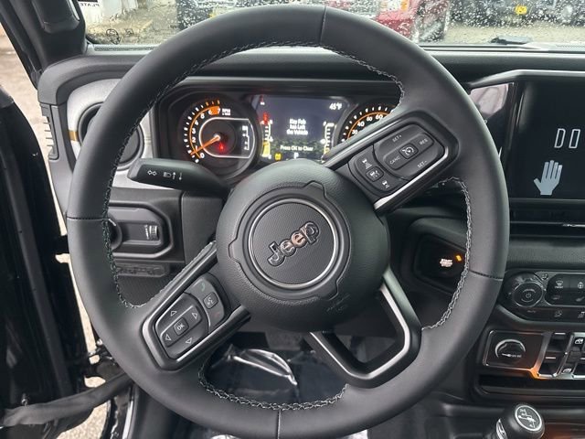 New 2026 Black Clear-Coat Exterior Paint Jeep Sport S image 17