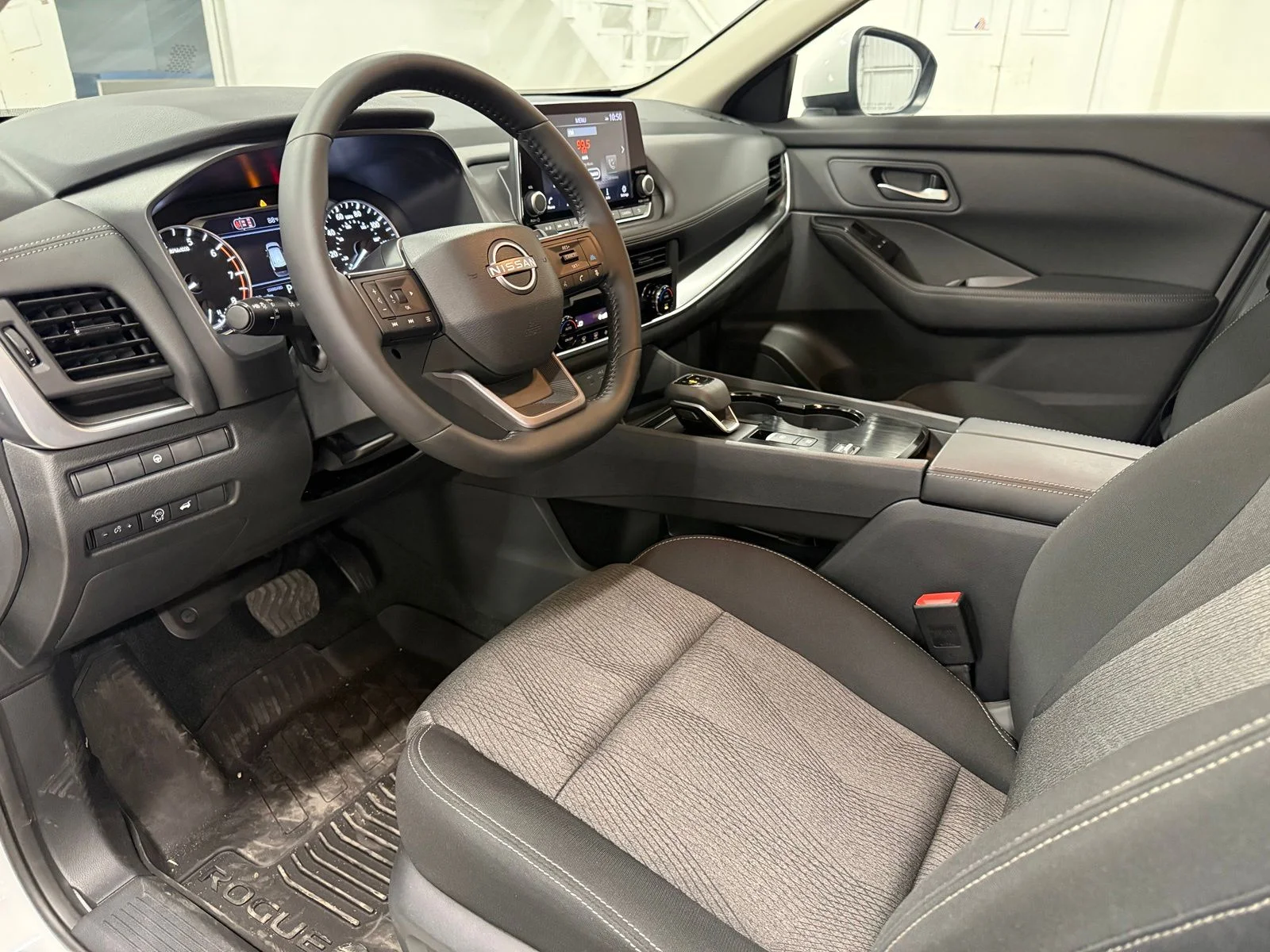 Used 2026 White Nissan SV image 17