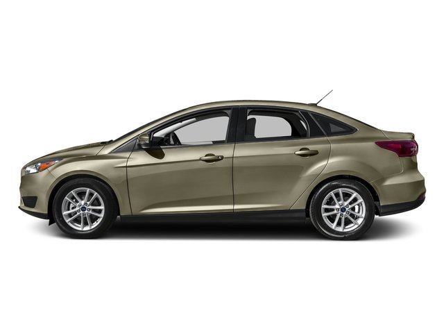 Used 2016 Oxford White Ford SE image 3