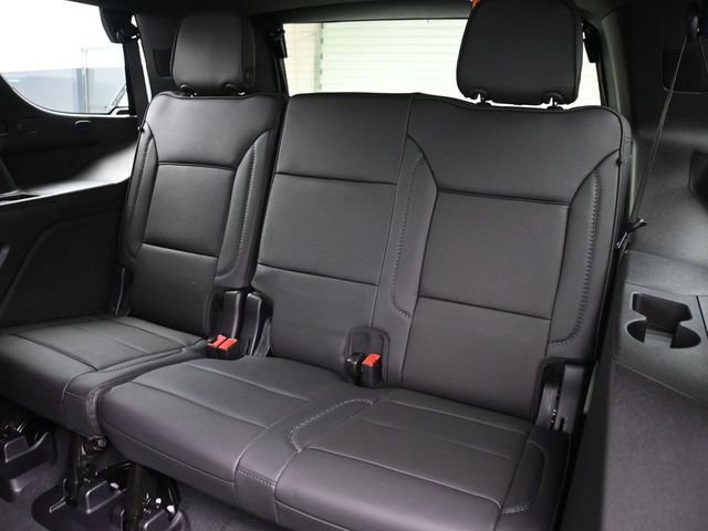 2026 GMC Yukon Denali - Photo 13