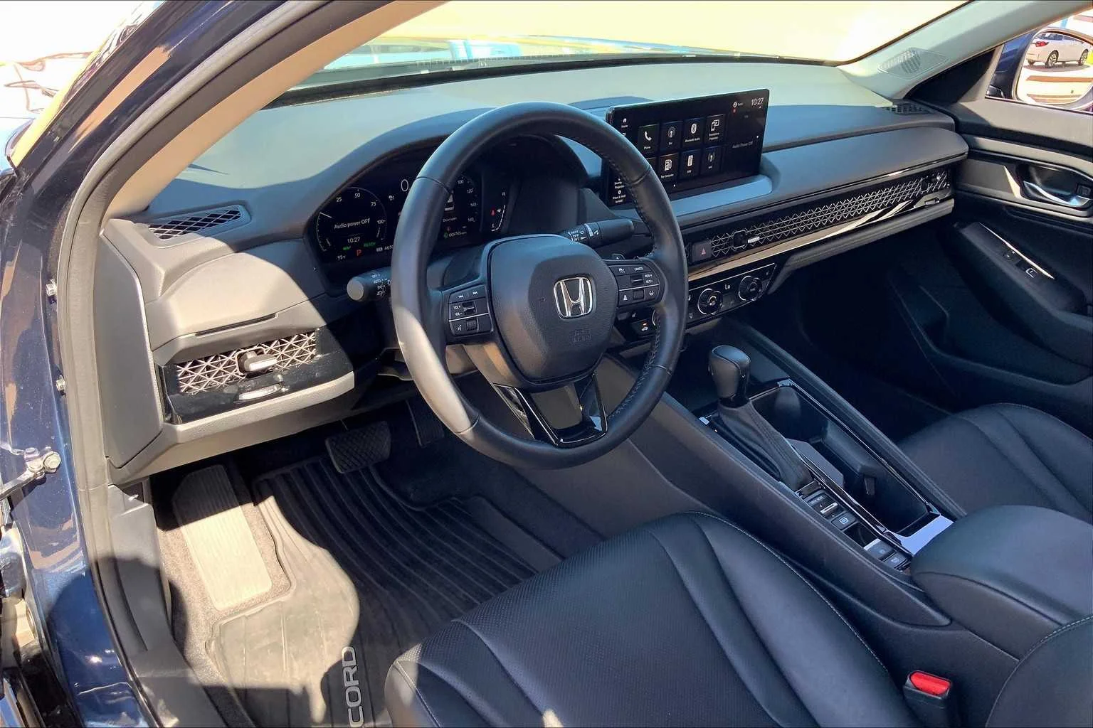 Used 2023 Canyon River Blue Metallic Honda EX-L image 16